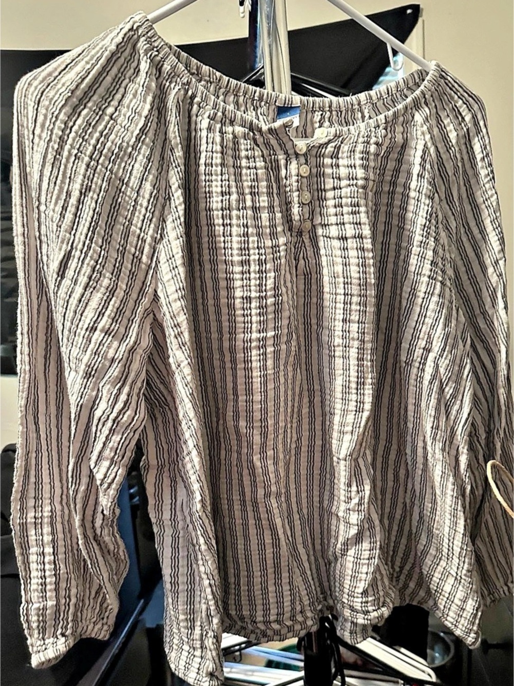 Old Navy Striped Long Sleeve Blouse White & Black